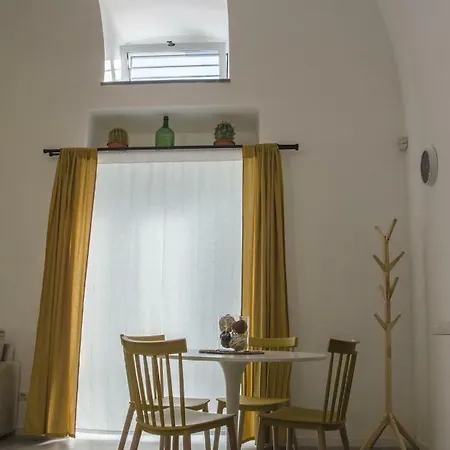 Bed & Breakfast Ludi 4*